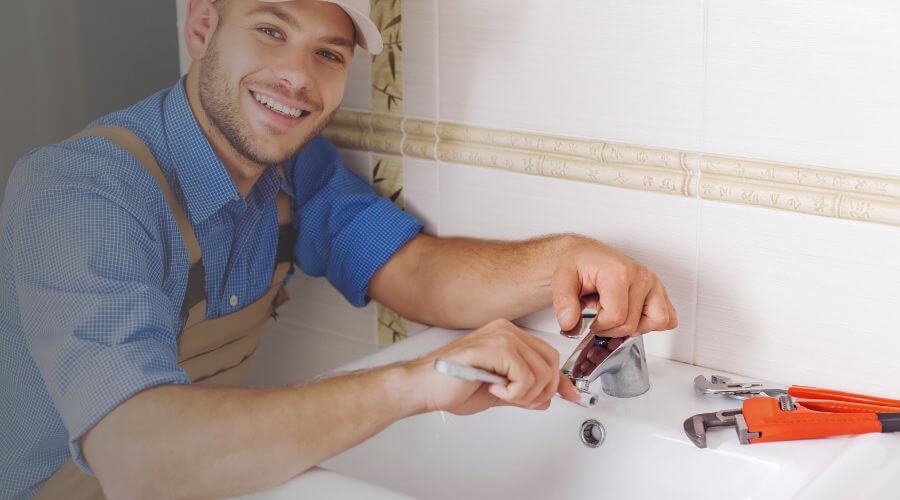 Local expert plumbing services in Hardenville, MO